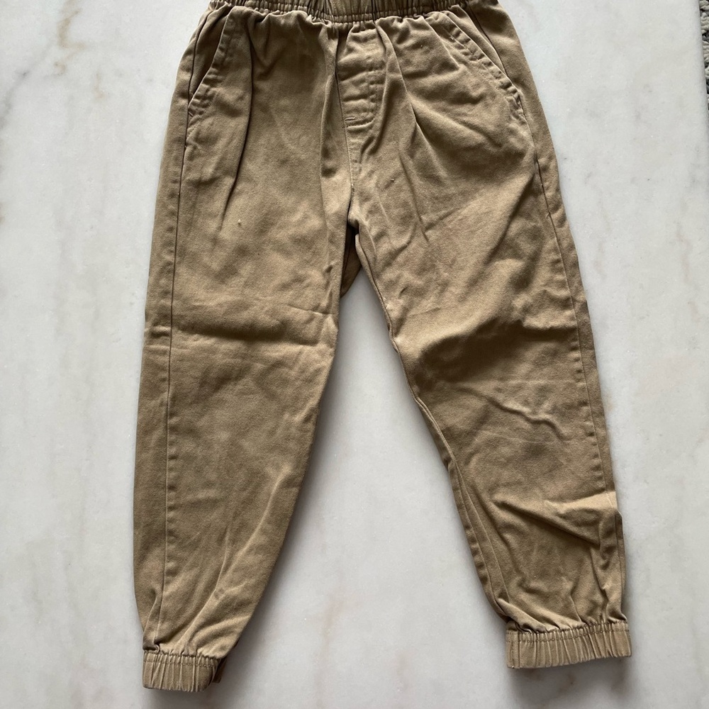 2/$15🍒 Pekkle Tan Jogger Pants